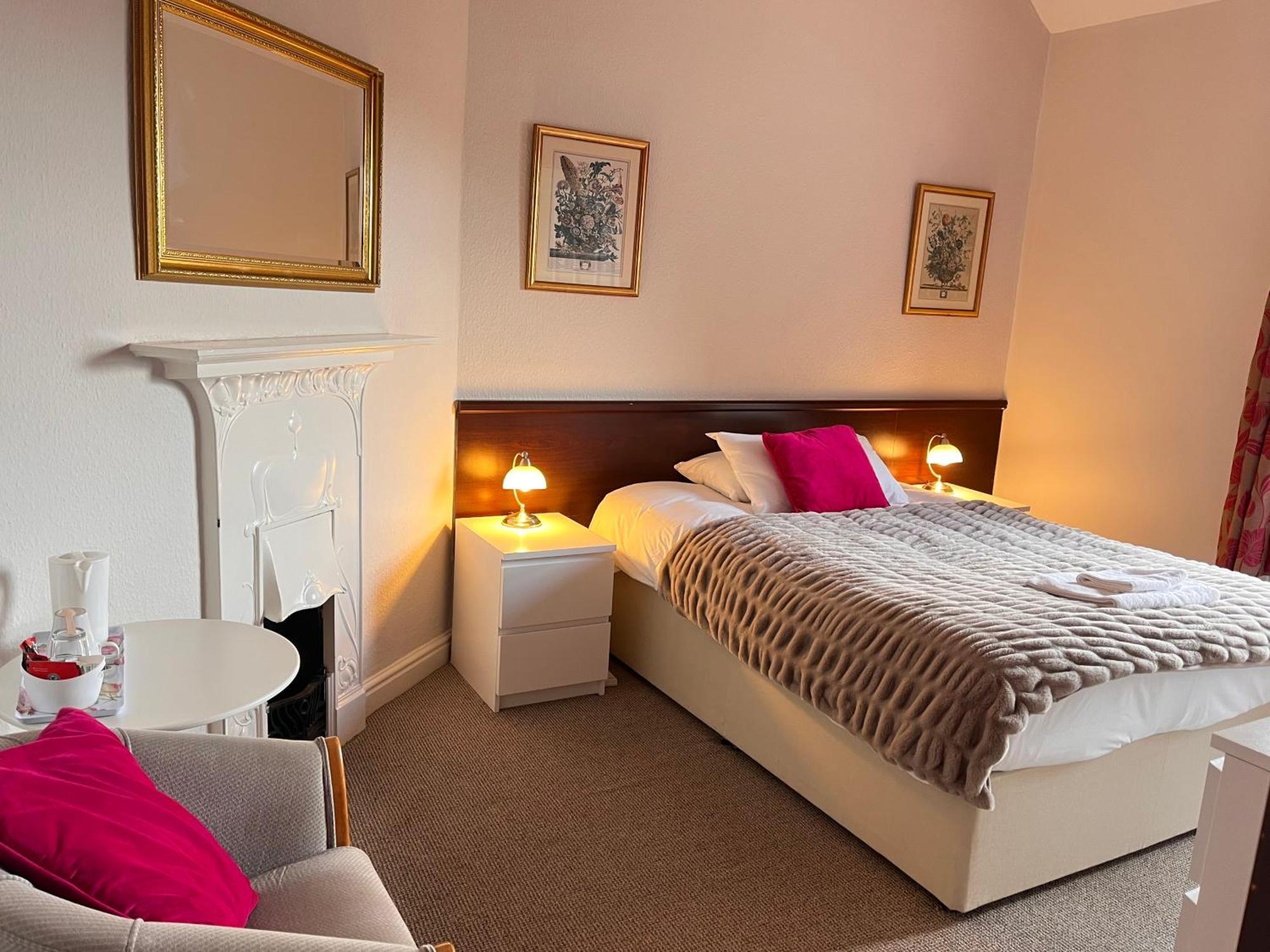 The Beechwood Bed & Breakfast Leeds  Exterior photo